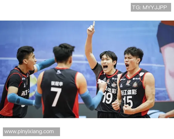 成都篮球队以53分领跑冠军赛积分榜展现强劲实力